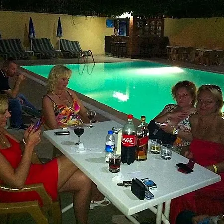Caner * Kemer