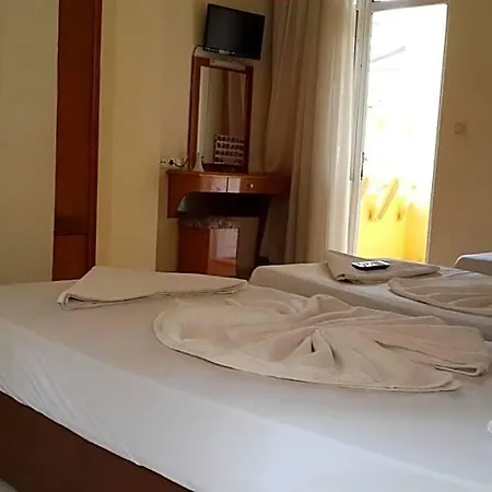 Caner Homestay szállás *